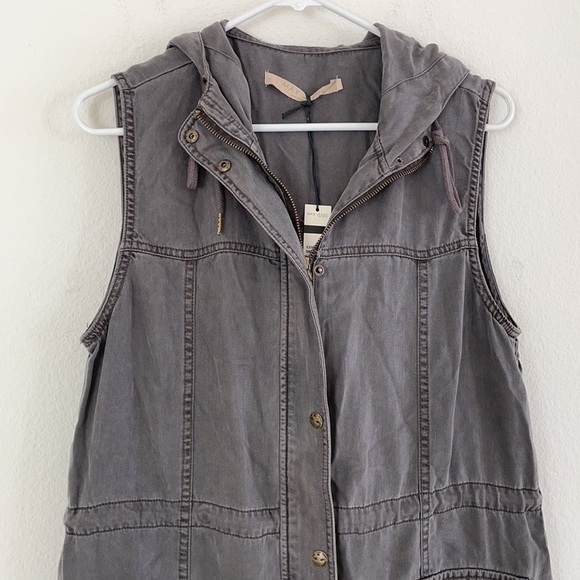 NWT Max Jeans Sleeveless Hooded Grey Utility Vest - Picture 2 of 10